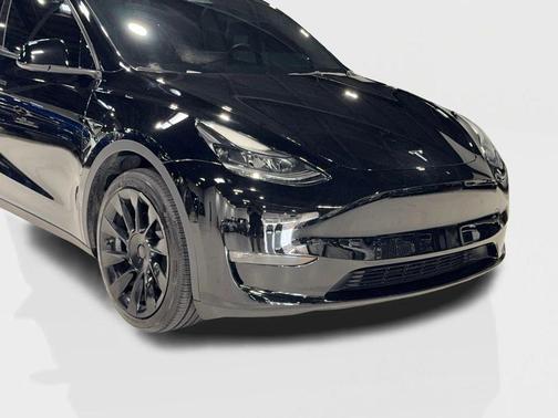 2023 Tesla Model Y Long Range Sport Utility 4D