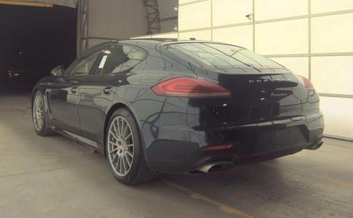 2014 Porsche Panamera 4