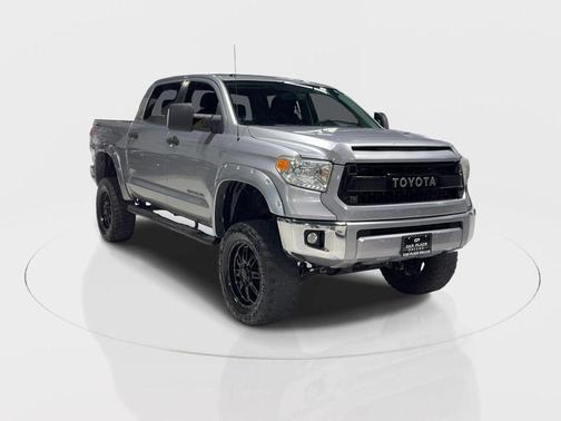 2014 Toyota Tundra SR5