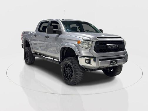 2014 Toyota Tundra SR5