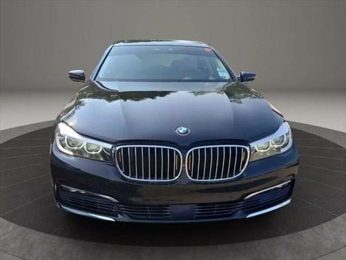 2016 BMW 740 740i Sedan 4D