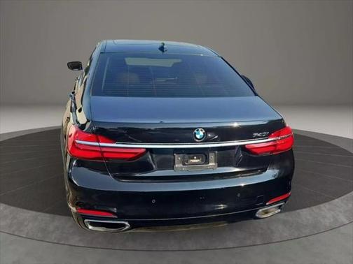 2016 BMW 740 740i Sedan 4D