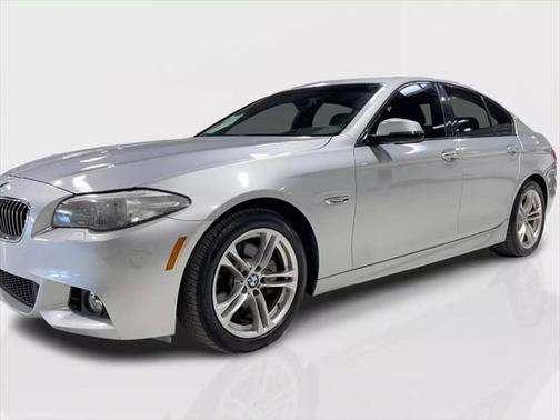 2015 BMW 528 528i Sedan 4D