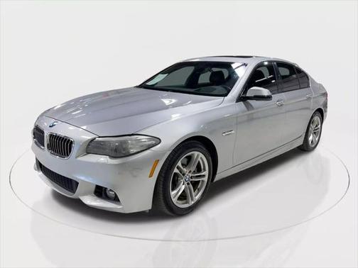 2015 BMW 528 528i Sedan 4D