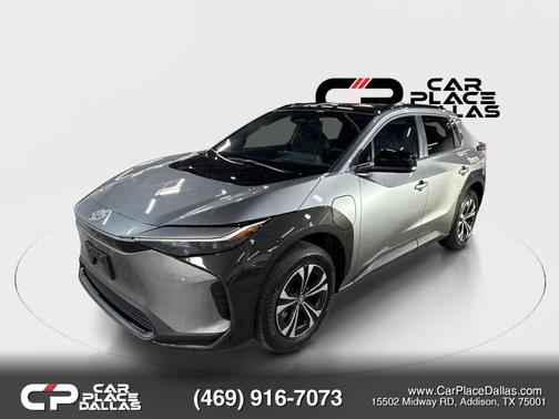 2024 Toyota bZ4X XLE
