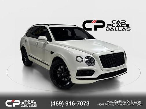 White 2017 Bentley Bentayga W12