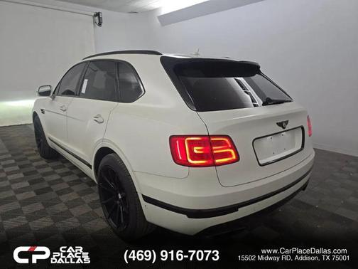 White 2017 Bentley Bentayga W12