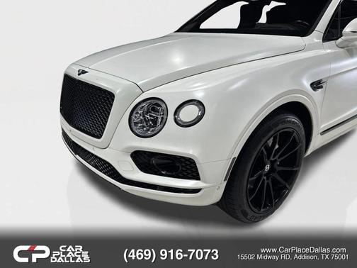 White 2017 Bentley Bentayga W12