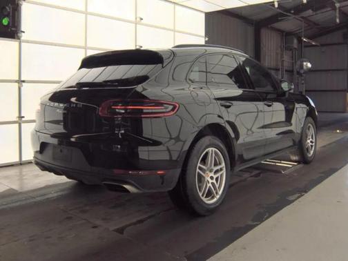 2018 Porsche Macan Sport Edition