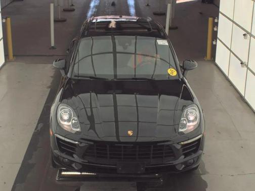 2018 Porsche Macan Sport Edition