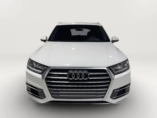 2019 Audi Q7 45 Premium