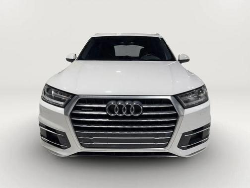 2019 Audi Q7 45 Premium