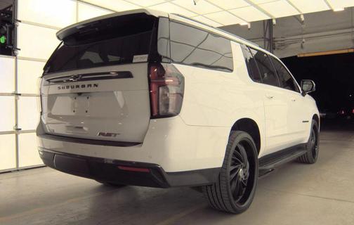 2022 Chevrolet Suburban RST