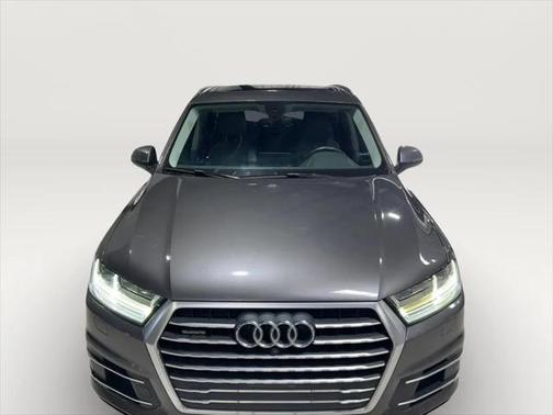 2019 Audi Q7 45 Premium Plus