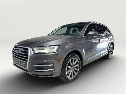 2019 Audi Q7 45 Premium Plus