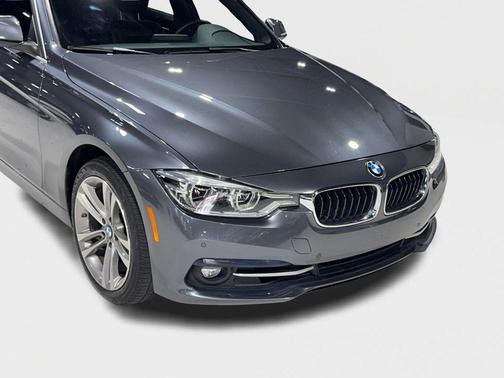 2017 BMW 330 330i Sedan 4D
