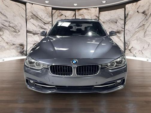 2017 BMW 330 330i Sedan 4D