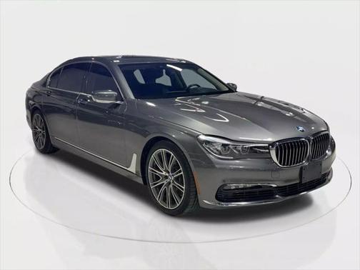 2018 BMW 740 740i Sedan 4D