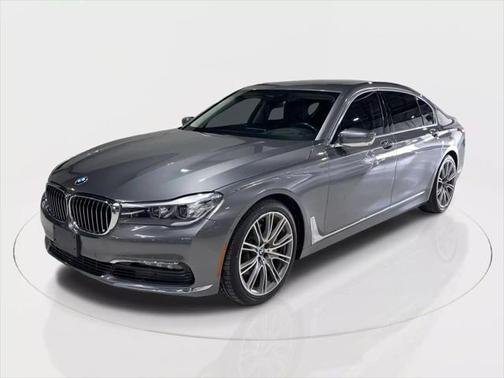 2018 BMW 740 740i Sedan 4D