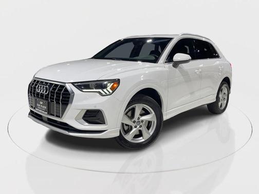 2020 Audi Q3 45 Premium Plus