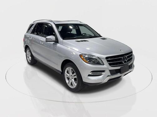 2015 Mercedes-Benz M-Class 4MATIC