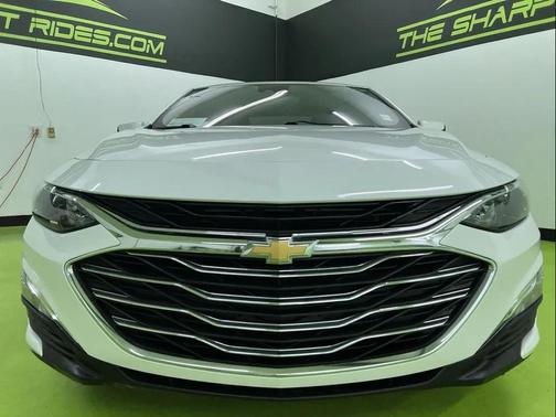 White 2020 Chevrolet Malibu 1LS