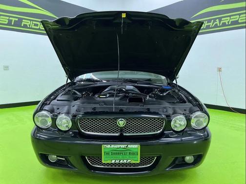 Black 2009 Jaguar XJ Super V8