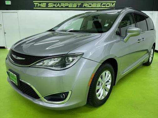 2018 Chrysler Pacifica Touring-L Plus