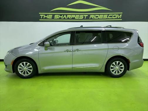2018 Chrysler Pacifica Touring-L Plus