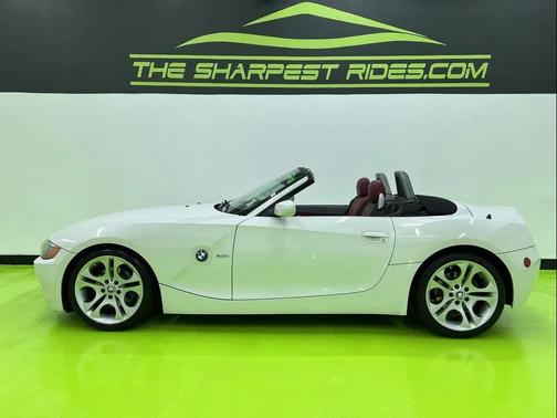 White 2003 BMW Z4 3.0i Roadster