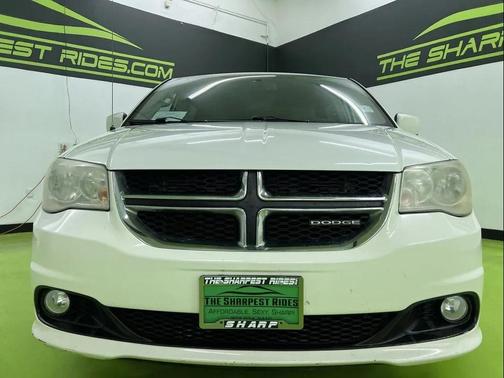 White 2011 Dodge Grand Caravan Crew
