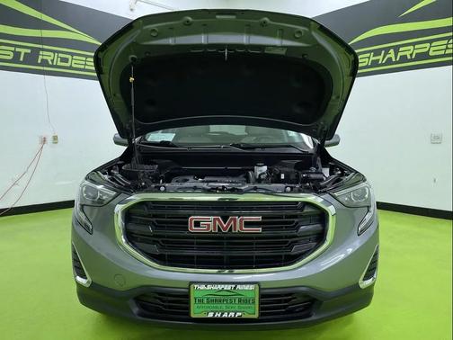 2021 GMC Terrain SLE
