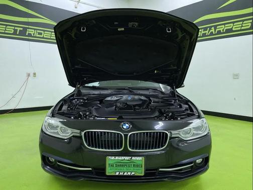 2017 BMW 330e iPerformance