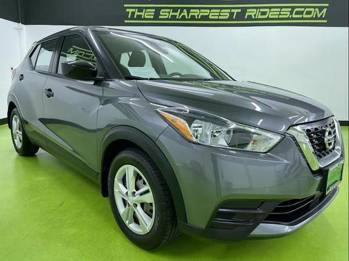 2020 Nissan Kicks S