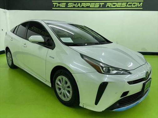 2019 Toyota Prius LE