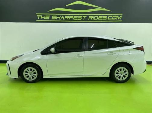 2019 Toyota Prius LE
