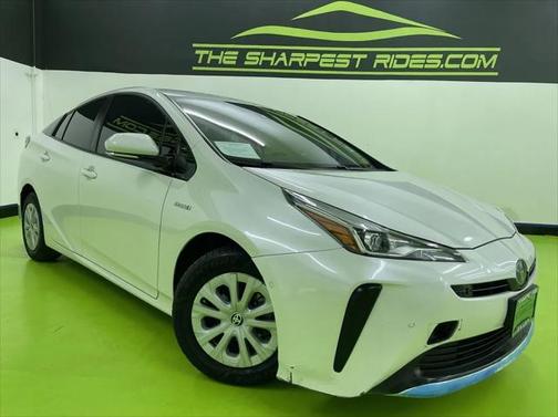 2019 Toyota Prius LE