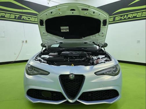 2020 Alfa Romeo Giulia Ti Sport