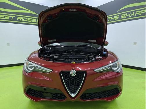 2018 Alfa Romeo Stelvio Ti Sport