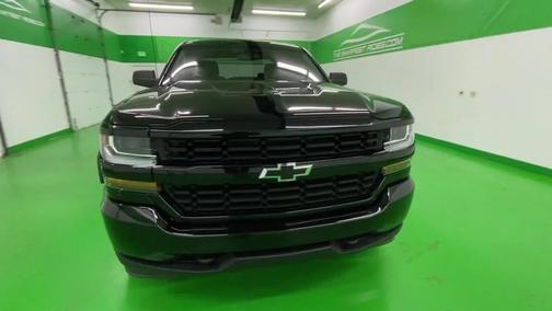 2018 Chevrolet Silverado 1500 Custom
