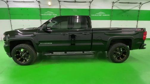 2018 Chevrolet Silverado 1500 Custom