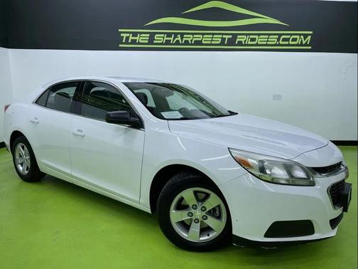 White 2014 Chevrolet Malibu 1LS