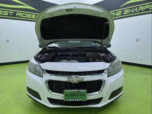 White 2014 Chevrolet Malibu 1LS