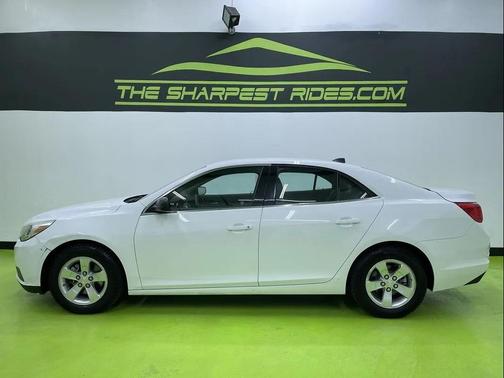 White 2014 Chevrolet Malibu 1LS