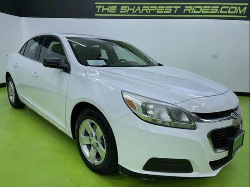White 2014 Chevrolet Malibu 1LS