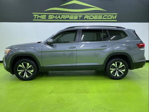 2024 Volkswagen Atlas 2.0T SE