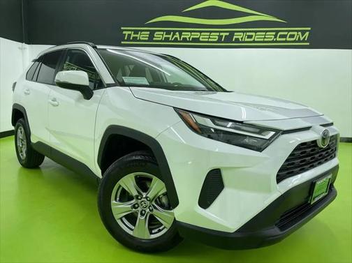 2022 Toyota RAV4 XLE