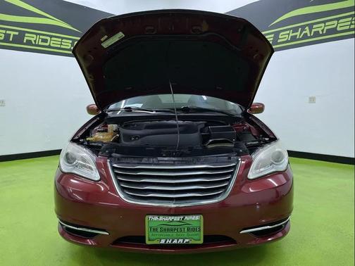 2011 Chrysler 200 Touring
