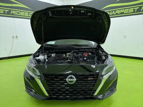 2023 Nissan Altima SR Intelligent AWD