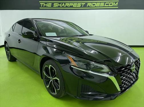 2023 Nissan Altima SR Intelligent AWD